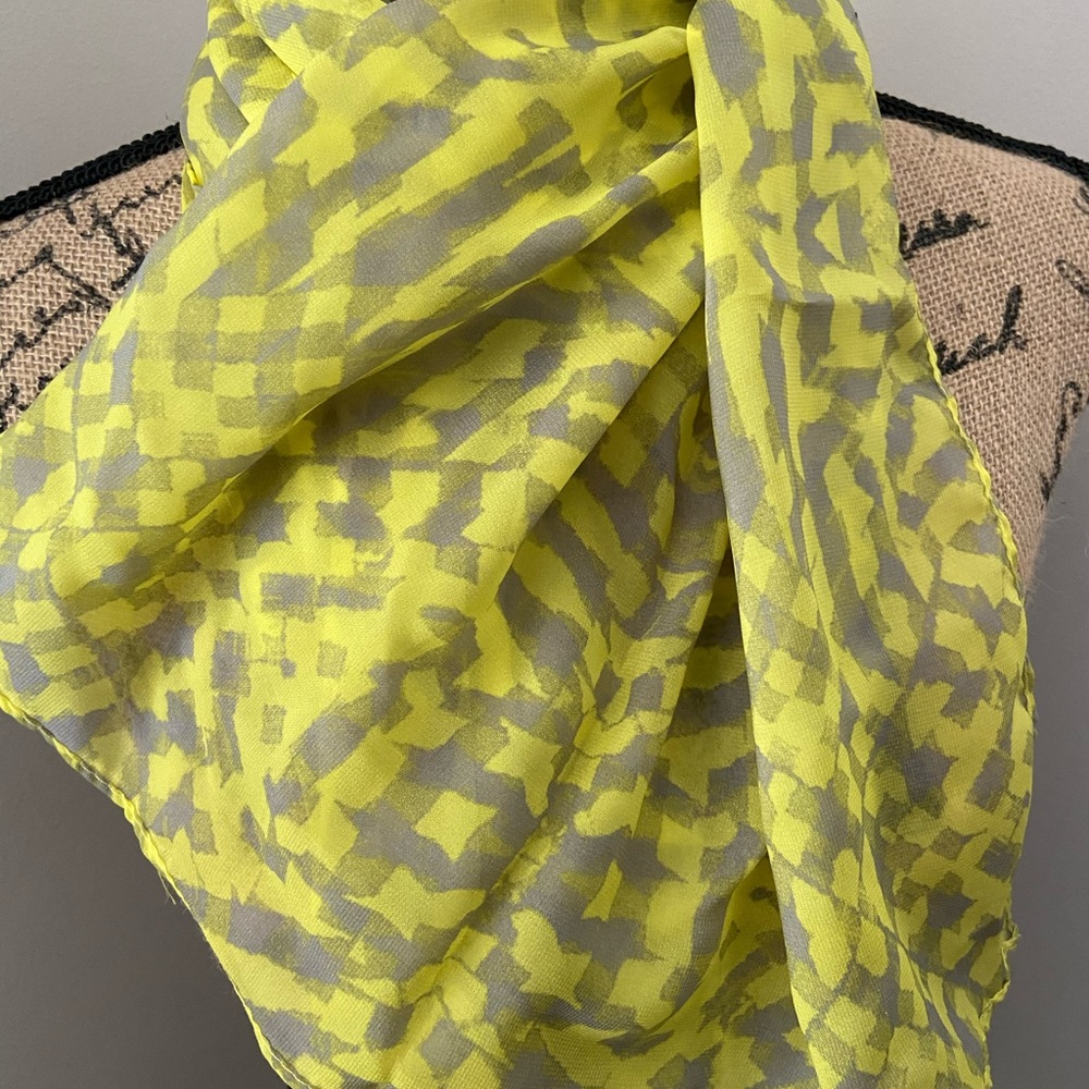 Neck Scarf - Picture 2 of 3